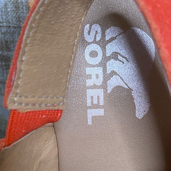 Sorel Platform Wedges Sz. 8.5 Orange Suede & Elastic Straps NWOB Fall Colors! - Picture 4 of 6